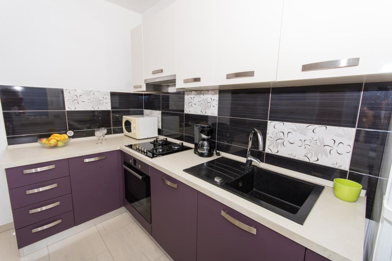 Apartments By The Sea Slatine, Ciovo - 1126 โตรกีร์ ภายนอก รูปภาพ