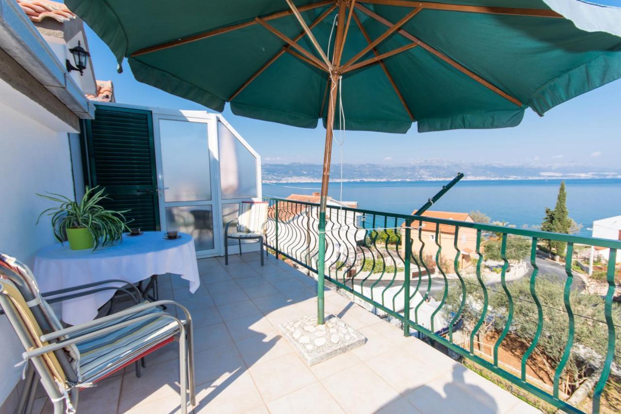 Apartments By The Sea Slatine, Ciovo - 1126 โตรกีร์ ภายนอก รูปภาพ