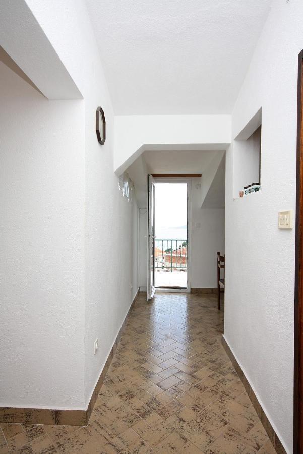 Apartments By The Sea Slatine, Ciovo - 1126 โตรกีร์ ภายนอก รูปภาพ